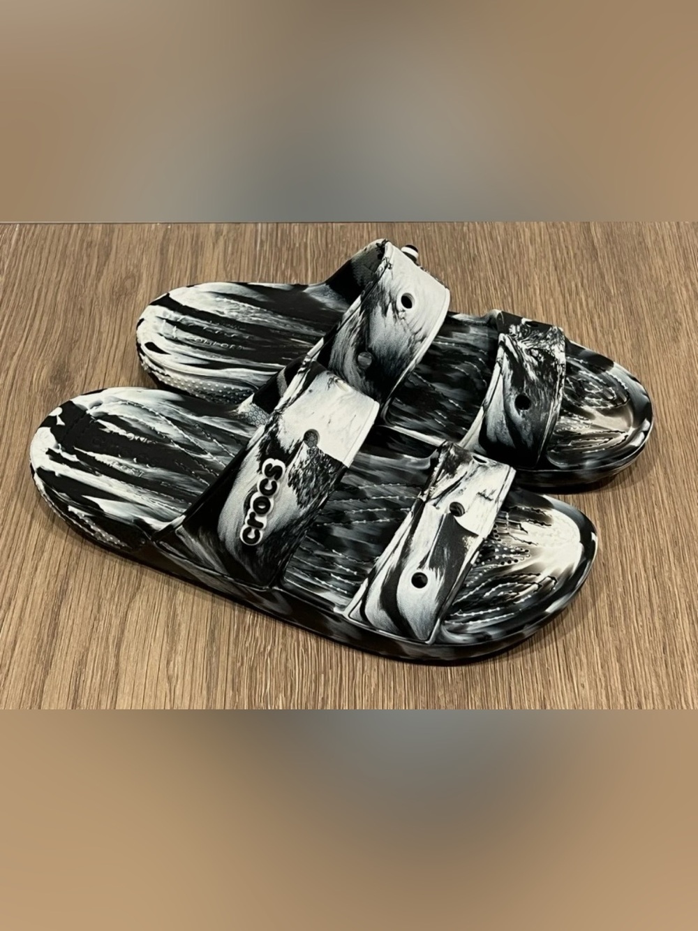 Womens 11 Mens 9 CROCS Iconic Comfort 2-Strap Slides Sandals Shoes Black White